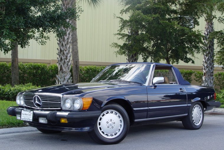 MERCEDESBENZ1988_560SL