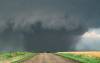 tornado3-29may04-16a.jpg