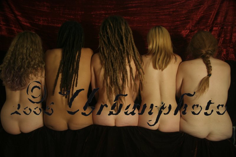 Artistic_Afterbar_Bun_voyage_Katie